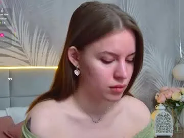 AlisonColemans – webcam model profile photo Image 9