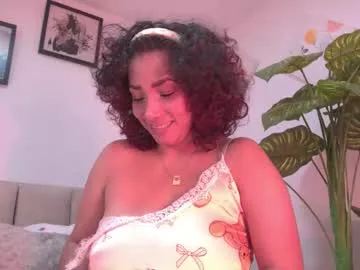 Skyller – webcam model profile photo Image 19