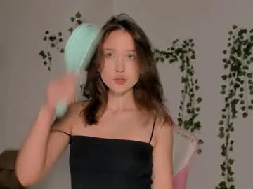 LuluWilde – webcam model profile photo Image 19