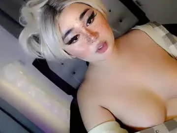 naomixjones1 – webcam model profile photo Image 6
