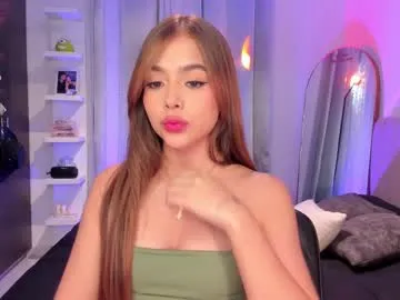 AlisonHale – webcam model profile photo Image 3