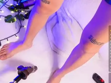 puki_hot – webcam model profile photo Image 14