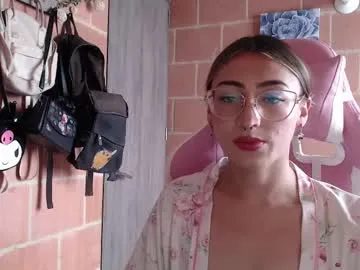 myriambirkett – webcam model profile photo Image 12