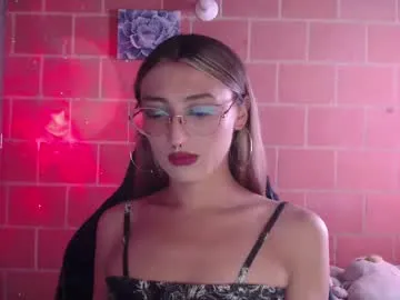 myriambirkett – webcam model profile photo Image 8