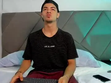 sunflower_28 – webcam model profile photo Image 4