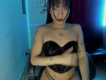 naisharousell – webcam model profile photo Image 7