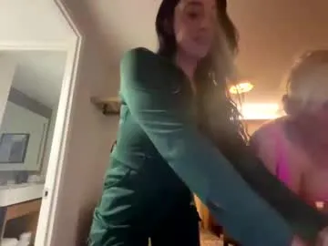 EmiliaWalker – webcam model profile photo Image 2