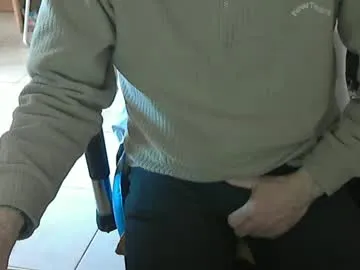 iamsomeone1234 – webcam model profile photo Image 15