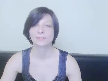 LunaWinks – webcam model profile photo Image 1