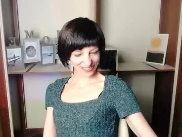 LunaWinks – webcam model profile photo Image 17