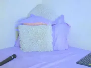 angie_bigboobs cam session