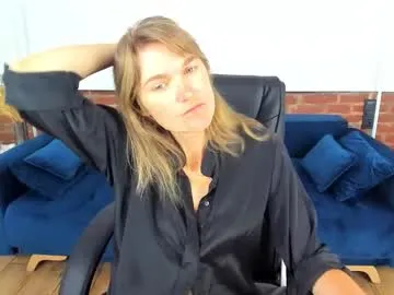 fogbunny – webcam model profile photo Image 5