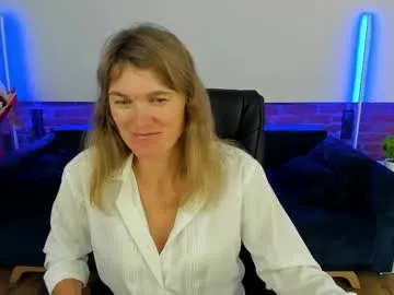 fogbunny – webcam model profile photo Image 7