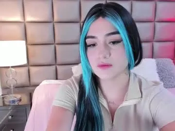 JuliahLewis – webcam model profile photo Image 2