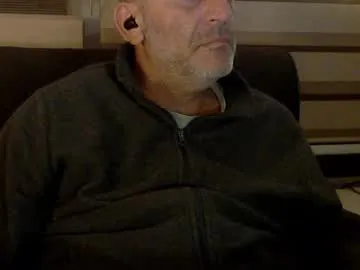 puneripiya – webcam model profile photo Image 11