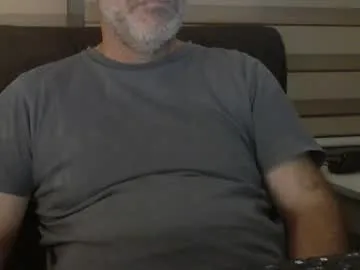 puneripiya – webcam model profile photo Image 5