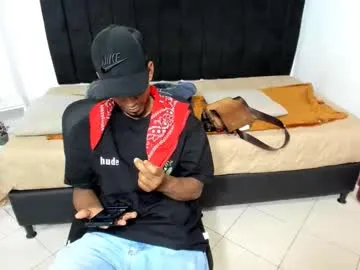 ria_fun – webcam model profile photo Image 17