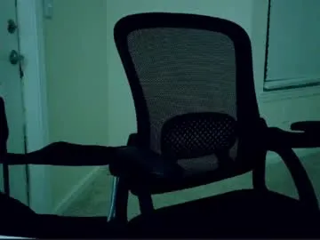 NikoleBakers – webcam model profile photo Image 6