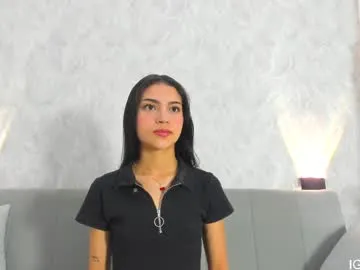 SarayYork – webcam model profile photo Image 18