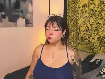 DayanaHille – webcam model profile photo Image 2