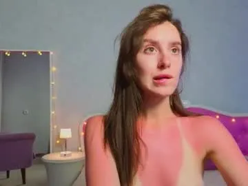 ariana_petite Image 17
