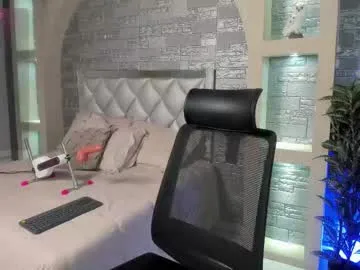 indian_yashika – webcam model profile photo Image 5