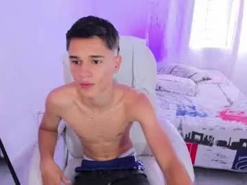 iam_eli – webcam model profile photo Image 15
