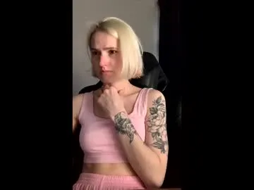 yenifer016 – webcam model profile photo Image 8