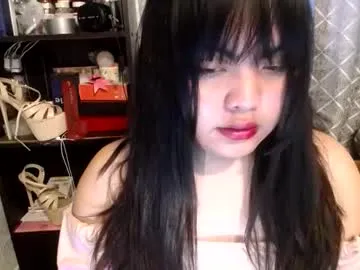 daani_hott – webcam model profile photo Image 9