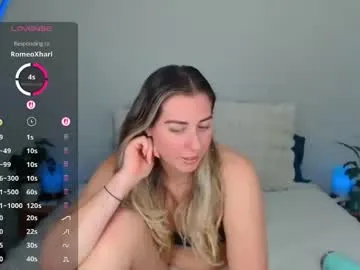 yenifer016 – webcam model profile photo Image 6