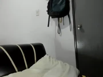 manuela_zapata – webcam model profile photo Image 12