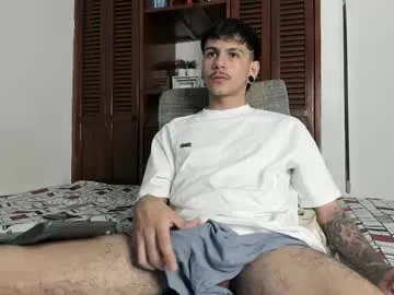 brownboy6999 – webcam model profile photo Image 11