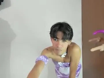 yournewkink12 – webcam model profile photo Image 2