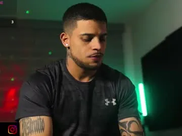 phatassblond – webcam model profile photo Image 3