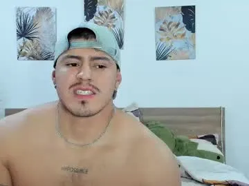 passionbond – webcam model profile photo Image 2