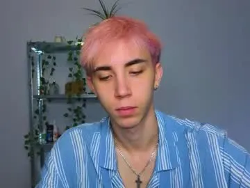 yournewkink12 – webcam model profile photo Image 15