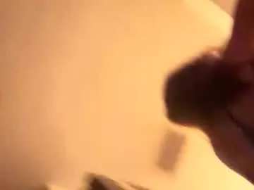 EmiliaWalker – webcam model profile photo Image 3