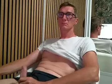 iamsomeone1234 – webcam model profile photo Image 12