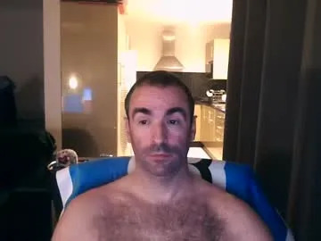 EmiliaWalker – webcam model profile photo Image 5