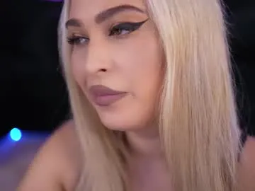 EmiliaWalker – webcam model profile photo Image 14