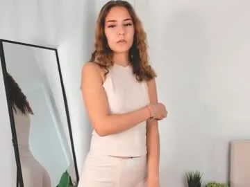 VeniceStark – webcam model profile photo Image 2