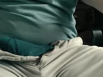 iamsomeone1234 – webcam model profile photo Image 16