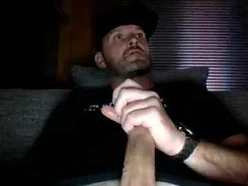 EmiliaWalker – webcam model profile photo Image 15