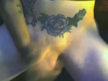 mochasins_ – webcam model profile photo Image 5