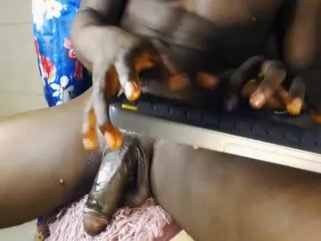 onarch – webcam model profile photo Image 19