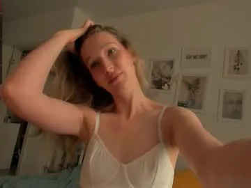 starry_eve – webcam model profile photo Image 13
