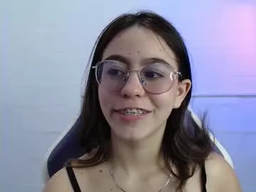 saanvi_indian – webcam model profile photo Image 11