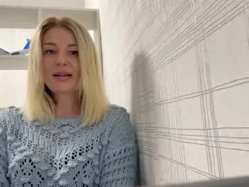 puneripiya – webcam model profile photo Image 17