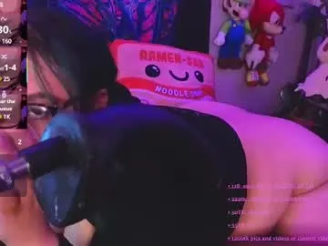 mia_cloudy – webcam model profile photo Image 6