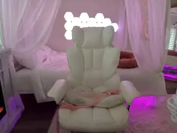 lolaa_darling – webcam model profile photo Image 9